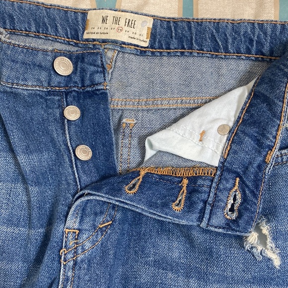 We The Free People Relaxed Heritage Flared Distressed Jeans Size 28 - Picture 4 of 16